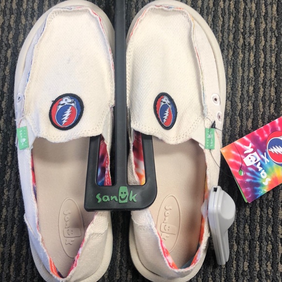 sanuk shoes grateful dead